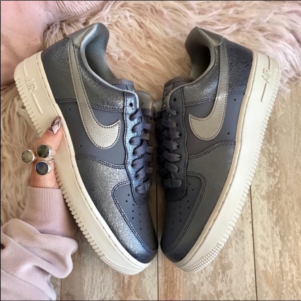 NWT Nike Air Force 1 Premium - Picture 4 of 8